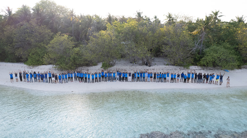 Island context - resort with SolarSea